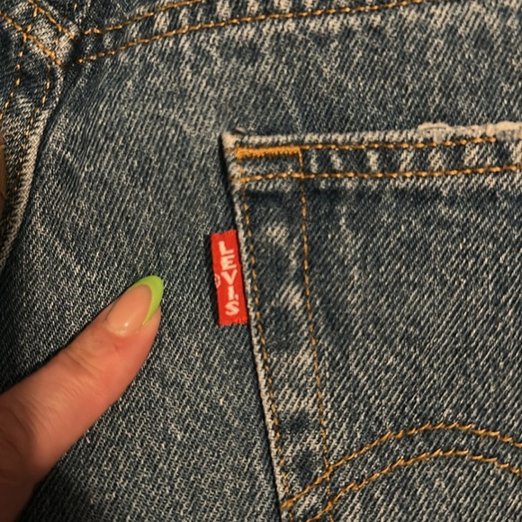 LEVIS | Premium Wedgie High Rise Straight Distressed Big E Jeans with Frayed Hem - Picture 11 of 14